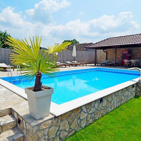 Aqualux Apartments Vrdnik Zewnętrze zdjęcie